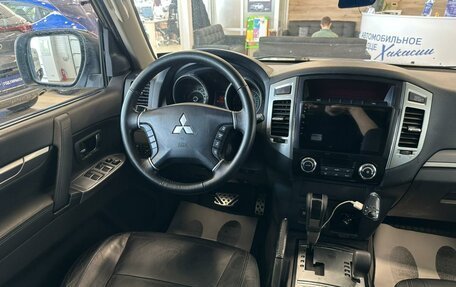 Mitsubishi Pajero IV, 2015 год, 2 899 900 рублей, 14 фотография