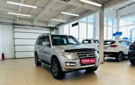 Mitsubishi Pajero IV, 2015 год, 2 899 900 рублей, 8 фотография