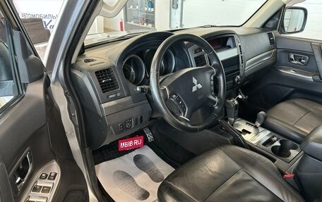 Mitsubishi Pajero IV, 2015 год, 2 899 900 рублей, 10 фотография