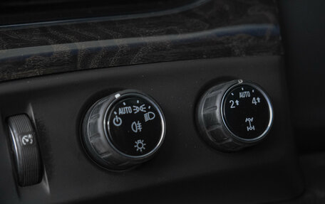 Cadillac Escalade IV, 2015 год, 3 999 000 рублей, 26 фотография