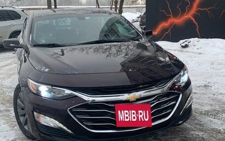 Chevrolet Malibu IX, 2020 год, 1 730 000 рублей, 2 фотография