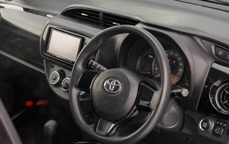 Toyota Vitz, 2018 год, 1 150 000 рублей, 11 фотография