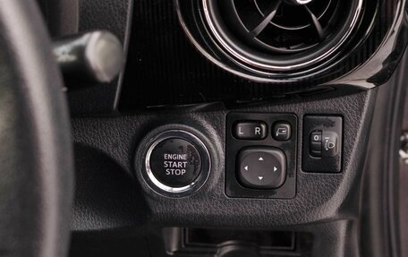 Toyota Vitz, 2018 год, 1 150 000 рублей, 14 фотография