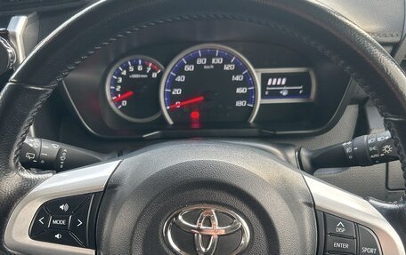 Toyota Roomy I, 2017 год, 1 100 000 рублей, 11 фотография