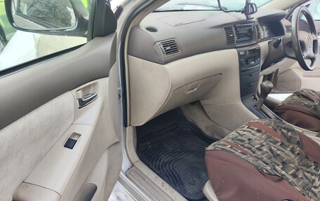 Toyota Corolla, 2001 год, 700 000 рублей, 4 фотография