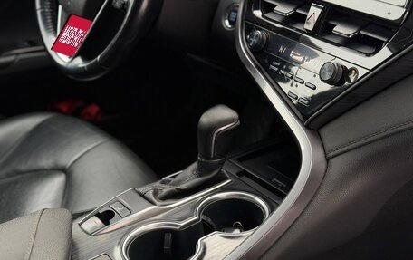 Toyota Camry, 2021 год, 2 400 000 рублей, 17 фотография