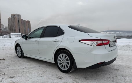 Toyota Camry, 2021 год, 3 000 000 рублей, 4 фотография