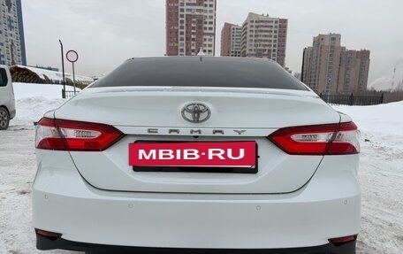 Toyota Camry, 2021 год, 3 000 000 рублей, 5 фотография