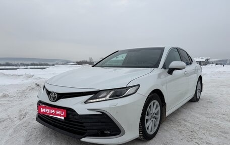 Toyota Camry, 2021 год, 3 000 000 рублей, 3 фотография