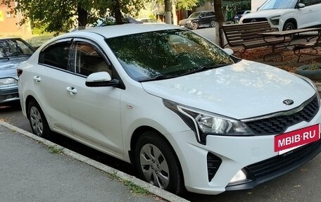 KIA Rio IV, 2020 год, 1 400 000 рублей, 5 фотография