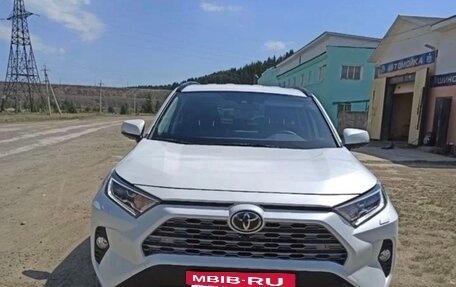 Toyota RAV4, 2020 год, 3 500 000 рублей, 7 фотография