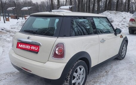 MINI Hatch, 2011 год, 875 000 рублей, 4 фотография