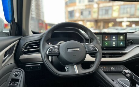 Haval F7 I, 2023 год, 2 500 000 рублей, 10 фотография