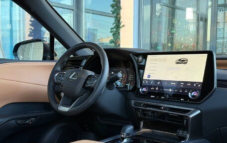 Lexus RX IV рестайлинг, 2025 год, 7 900 000 рублей, 9 фотография