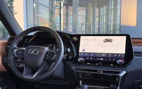 Lexus RX IV рестайлинг, 2025 год, 7 900 000 рублей, 10 фотография