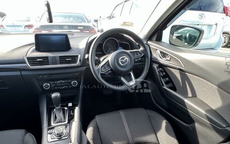 Mazda Axela, 2018 год, 1 800 000 рублей, 11 фотография