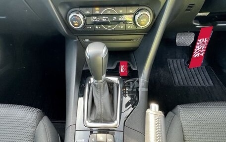 Mazda Axela, 2018 год, 1 800 000 рублей, 10 фотография