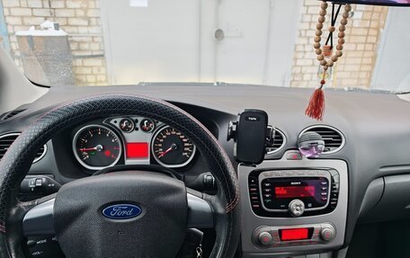 Ford Focus II рестайлинг, 2010 год, 590 000 рублей, 14 фотография