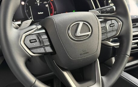 Lexus RX IV рестайлинг, 2025 год, 7 900 000 рублей, 11 фотография