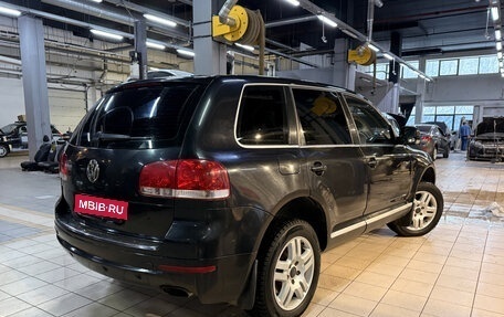 Volkswagen Touareg III, 2005 год, 689 000 рублей, 1 фотография