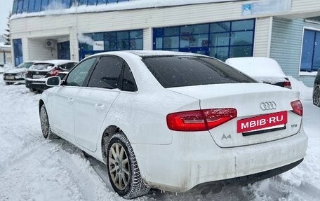 Audi A4, 2012 год, 945 000 рублей, 5 фотография
