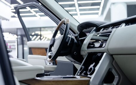 Land Rover Range Rover IV рестайлинг, 2020 год, 11 600 000 рублей, 9 фотография