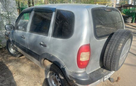 Chevrolet Niva I рестайлинг, 2005 год, 265 000 рублей, 3 фотография