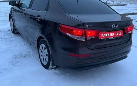 KIA Rio III рестайлинг, 2017 год, 1 100 000 рублей, 4 фотография