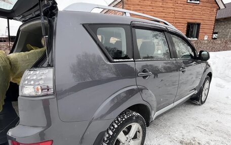 Mitsubishi Outlander III рестайлинг 3, 2008 год, 1 200 000 рублей, 5 фотография