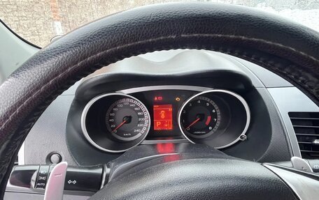 Mitsubishi Outlander III рестайлинг 3, 2008 год, 1 200 000 рублей, 9 фотография