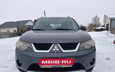 Mitsubishi Outlander III рестайлинг 3, 2008 год, 1 200 000 рублей, 8 фотография