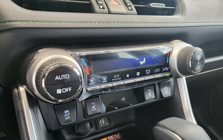 Toyota RAV4, 2025 год, 4 249 000 рублей, 19 фотография