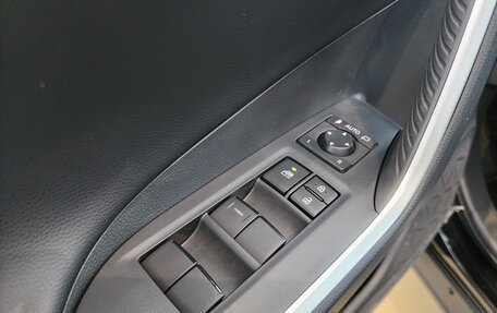 Toyota RAV4, 2025 год, 4 249 000 рублей, 17 фотография