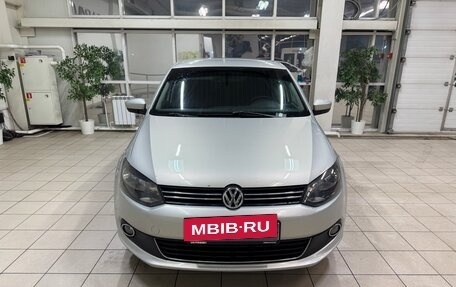 Volkswagen Polo VI (EU Market), 2011 год, 800 000 рублей, 3 фотография