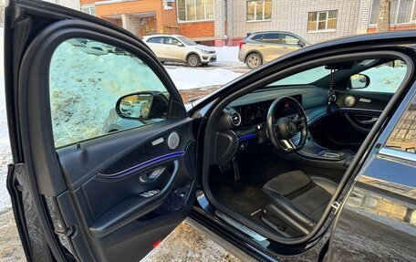 Mercedes-Benz E-Класс, 2021 год, 4 110 000 рублей, 15 фотография