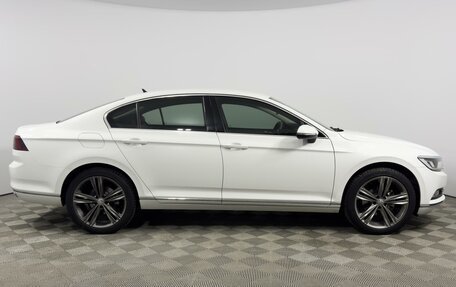Volkswagen Passat B8 рестайлинг, 2017 год, 2 299 900 рублей, 5 фотография