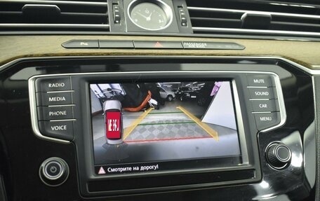 Volkswagen Passat B8 рестайлинг, 2017 год, 2 299 900 рублей, 14 фотография