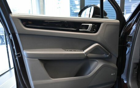 Porsche Cayenne III, 2019 год, 6 997 000 рублей, 10 фотография