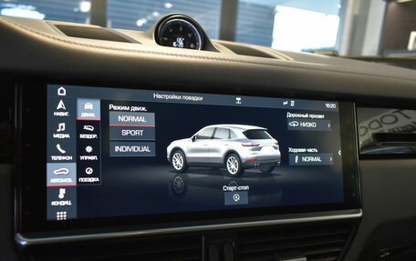 Porsche Cayenne III, 2019 год, 6 997 000 рублей, 17 фотография