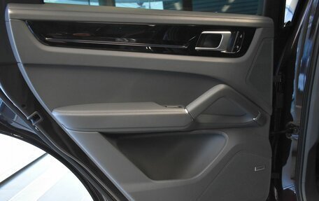 Porsche Cayenne III, 2019 год, 6 997 000 рублей, 20 фотография