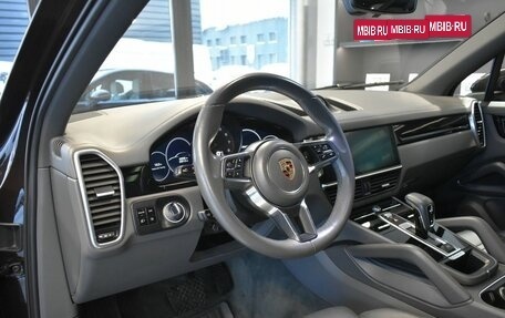 Porsche Cayenne III, 2019 год, 6 997 000 рублей, 30 фотография