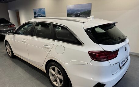 KIA cee'd III, 2019 год, 1 820 000 рублей, 6 фотография