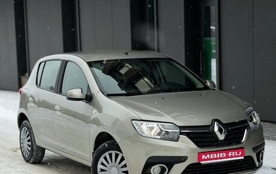 Renault Sandero II рестайлинг, 2019 год, 945 000 рублей, 1 фотография