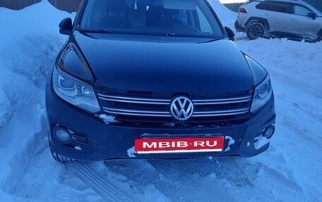 Volkswagen Tiguan I, 2012 год, 1 300 000 рублей, 1 фотография