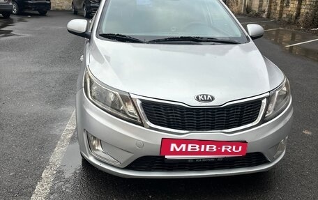 KIA Rio III рестайлинг, 2014 год, 700 000 рублей, 3 фотография