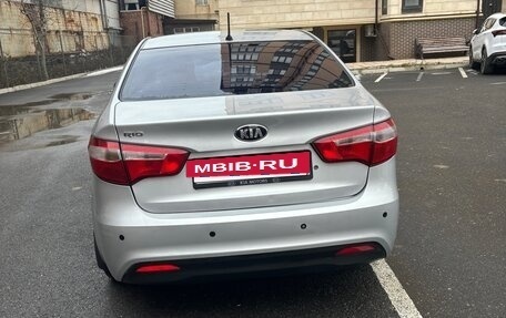 KIA Rio III рестайлинг, 2014 год, 700 000 рублей, 4 фотография