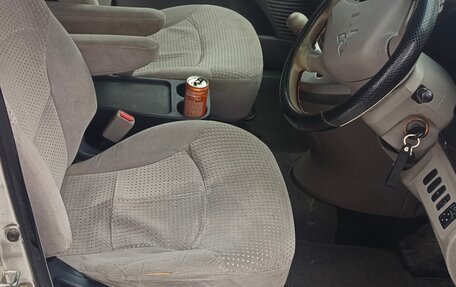 Mitsubishi Grandis, 2003 год, 635 000 рублей, 9 фотография