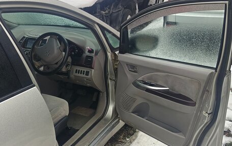 Mitsubishi Grandis, 2003 год, 635 000 рублей, 10 фотография