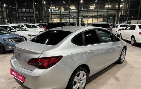 Opel Astra J, 2012 год, 779 000 рублей, 4 фотография