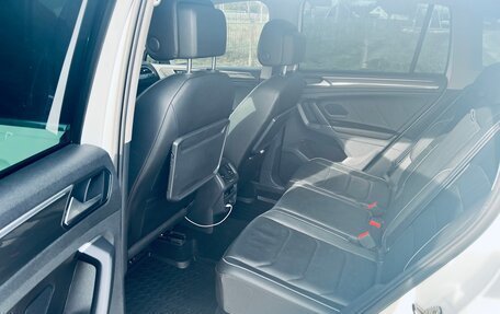 Volkswagen Tiguan II, 2018 год, 1 999 999 рублей, 8 фотография